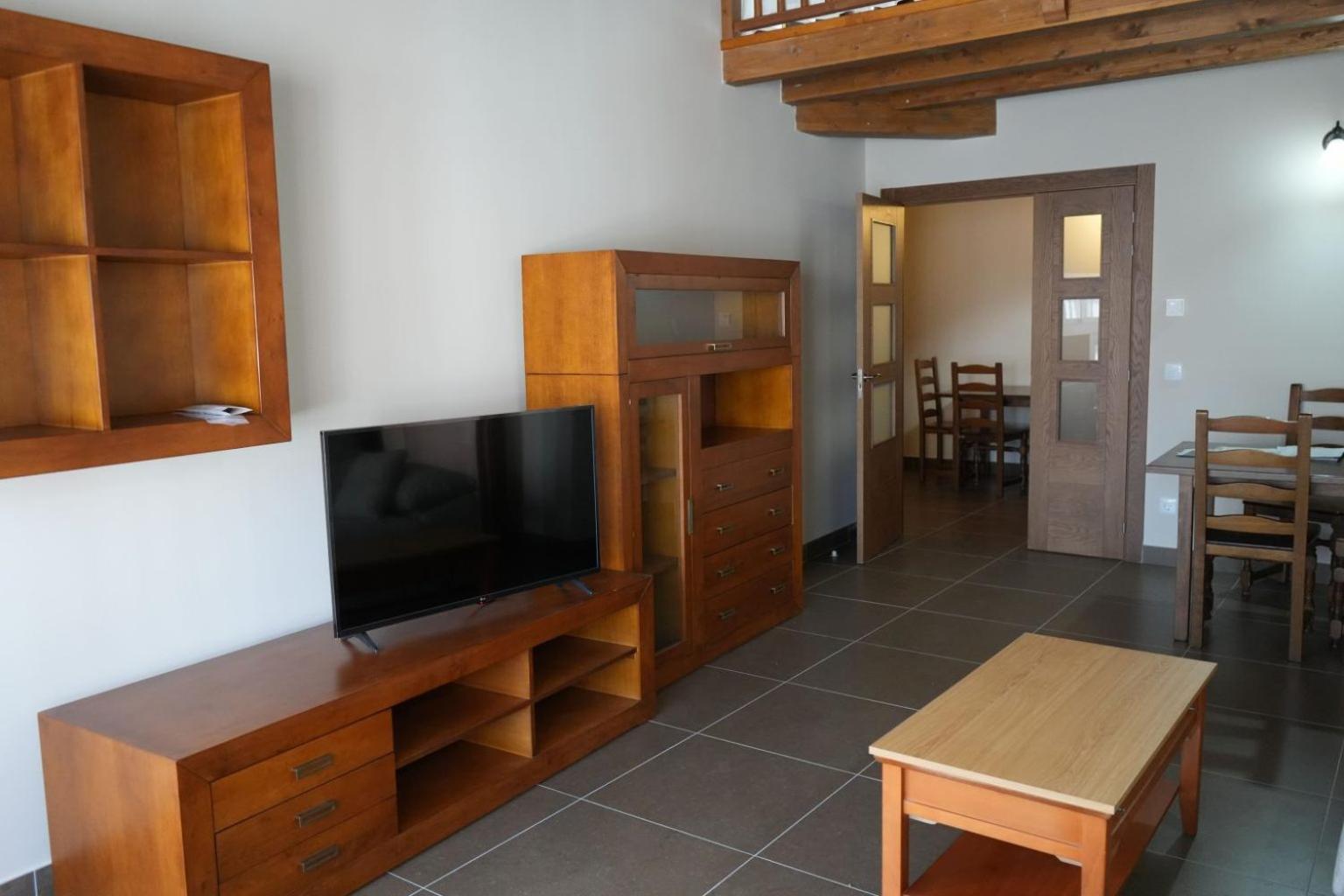 Apartamentos Turisticos Empecinado Roa Екстериор снимка