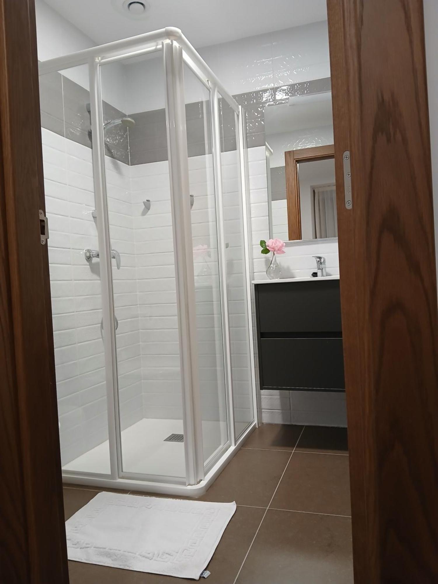Apartamentos Turisticos Empecinado Roa Екстериор снимка